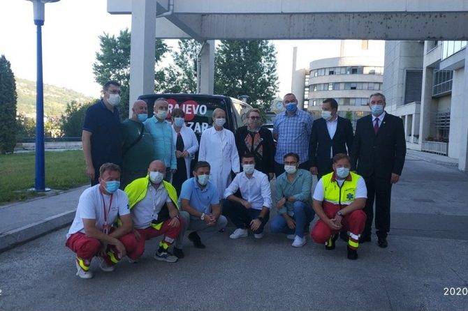 Borba protiv korone: Medicinski profesionalci iz KCUS-a i Hitne pomoći KS krenuli u Novi Pazar